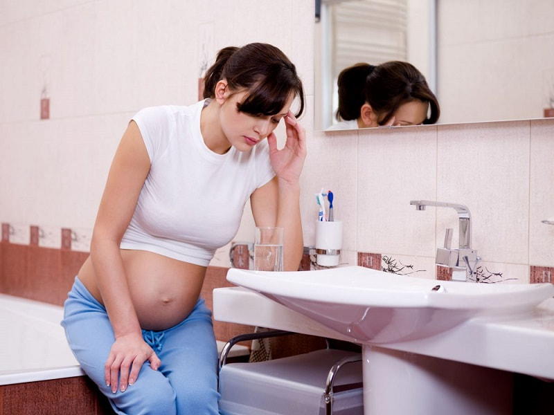 Sử dụng nước súc miệng có tác dụng giảm chảy máu chân răng trong thai kỳ không?
