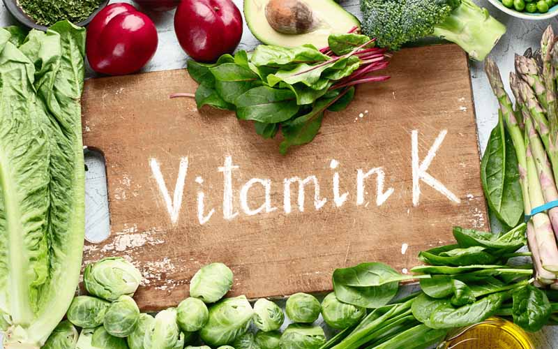Cần bổ sung vitamin K để tình trạng chảy máu chân răng được hồi phục nhanh chóng