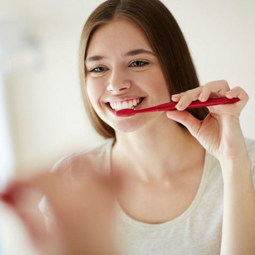 Đảm bảo chế độ chăm sóc vệ sinh răng miệng khoa học