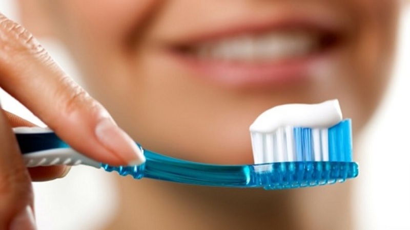 Chú ý vệ sinh răng miệng thật sạch sẽ và đúng cách